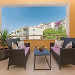 Apartments Villa Vujcic